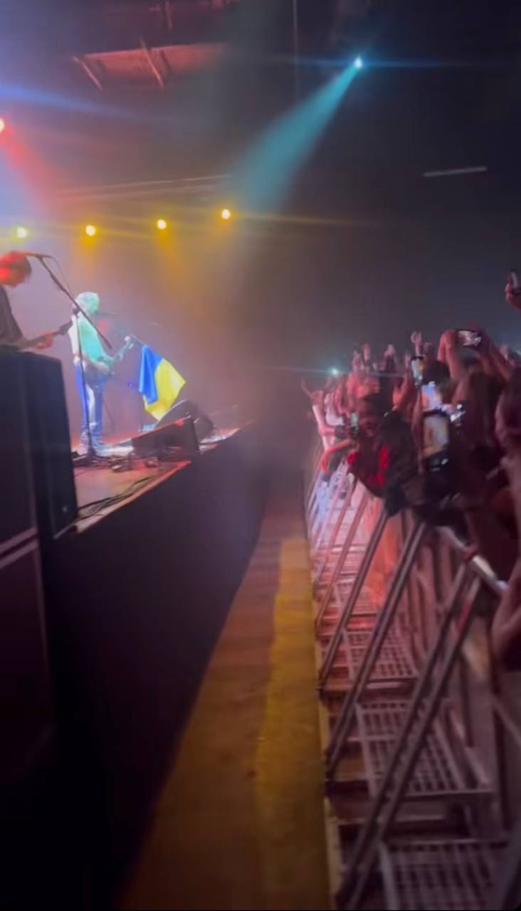 Український співак втік у Польщу і агітує &quot;вступати в російську імперію&quot; (відео)